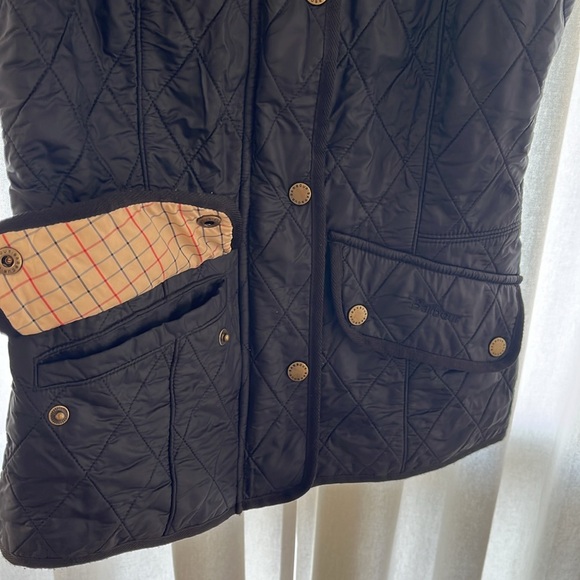 Barbour Cavalry Gilet in Black - Picture 7 of 11